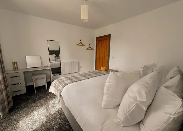 Loch Ness Gatehouse Apartments